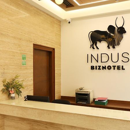 Indus Biznotel New Delhi Exterior photo